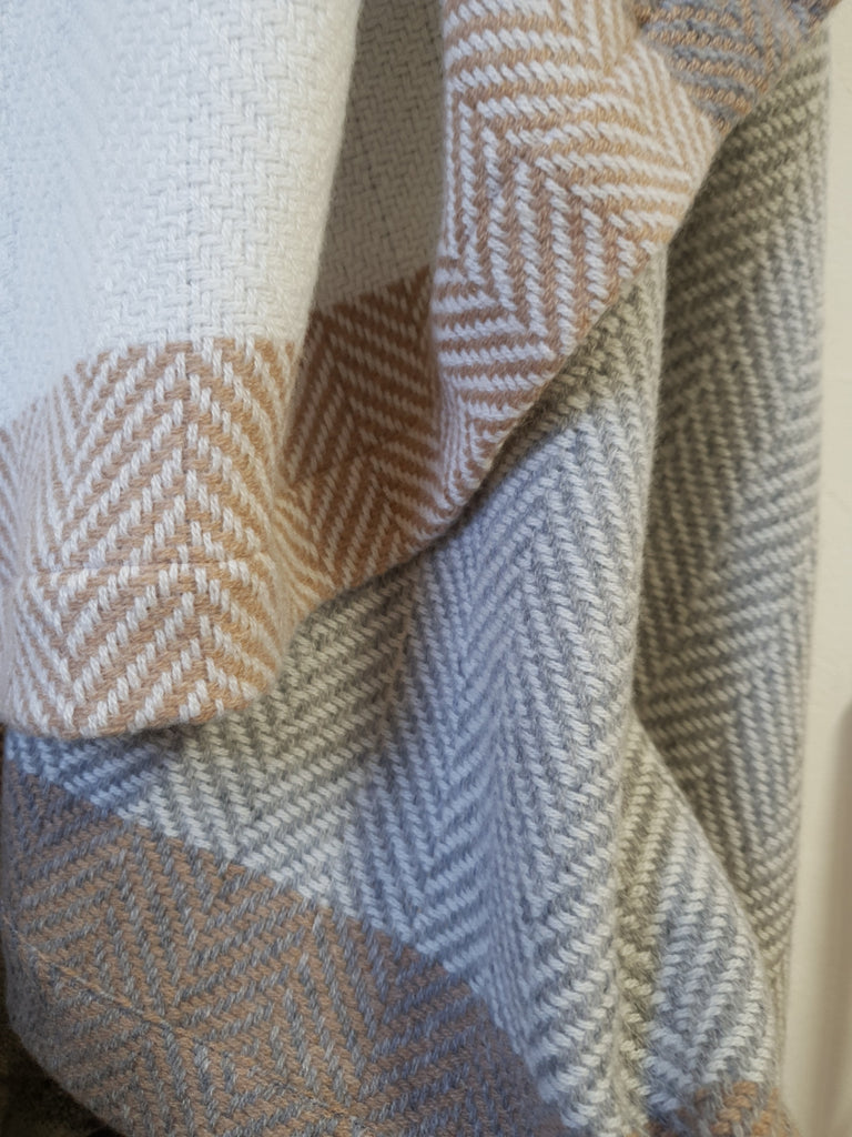 100% CASHMERE BLANKET Limited edition