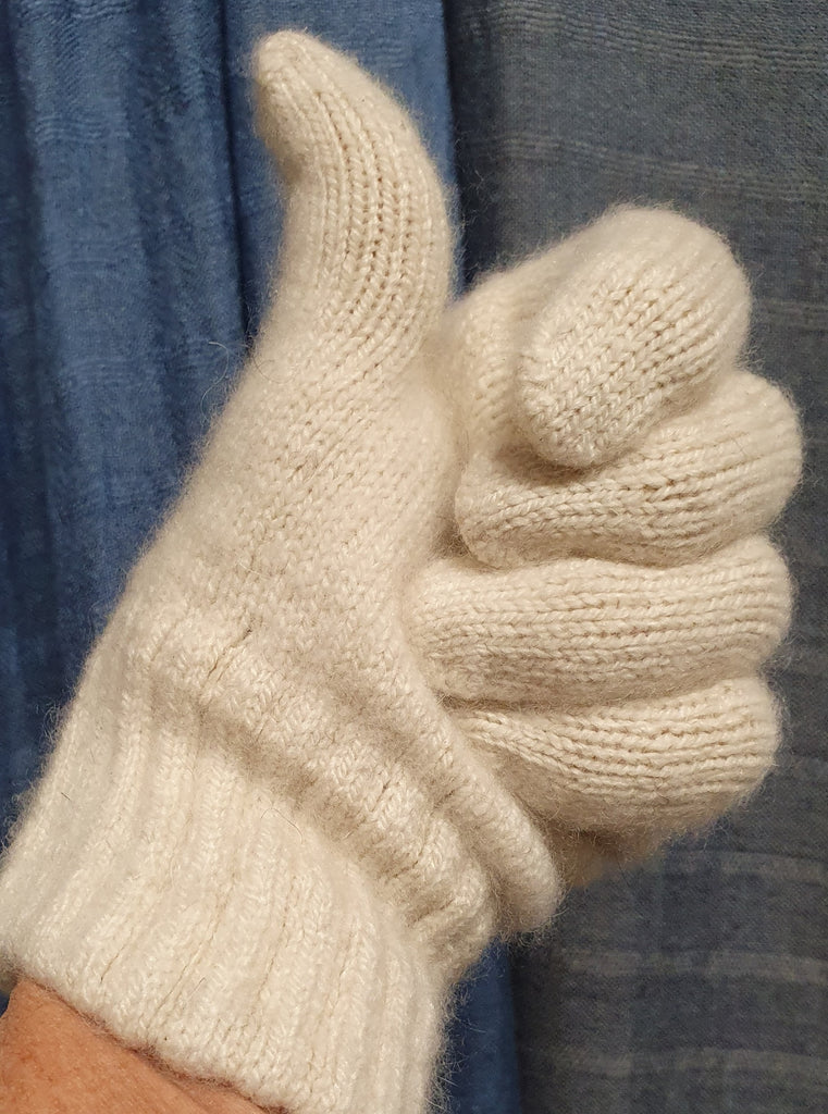 3 100% CASHMERE GLOVES & MITTENS