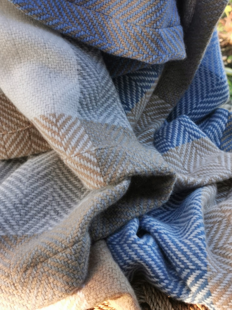 100% CASHMERE BLANKET Limited edition