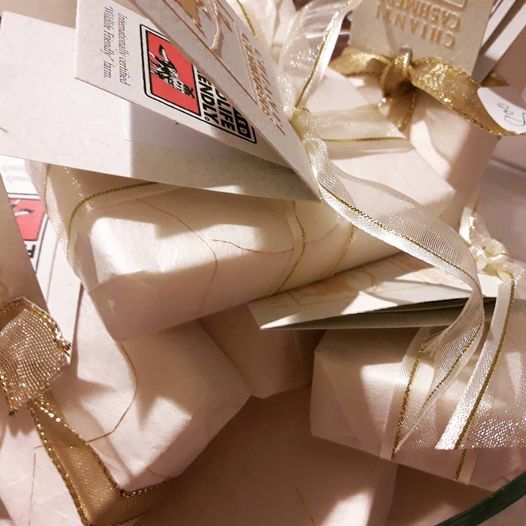 CASHMERE GOAT'S MILK BATH SOAP 10 bar offer